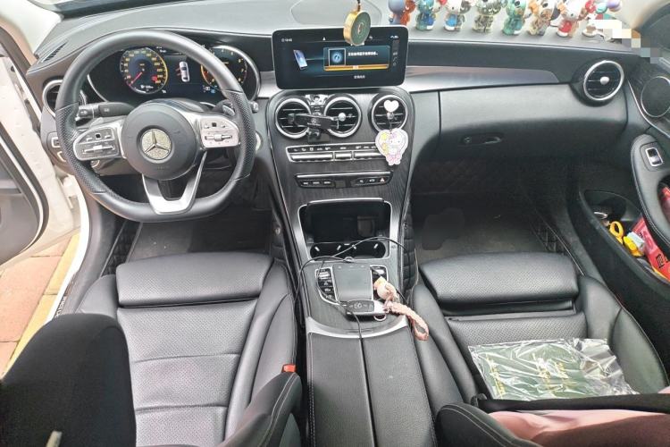 Used Mercedes-Benz C-Class 2021 C 200 L Fashion Edition Sport Version Center Console