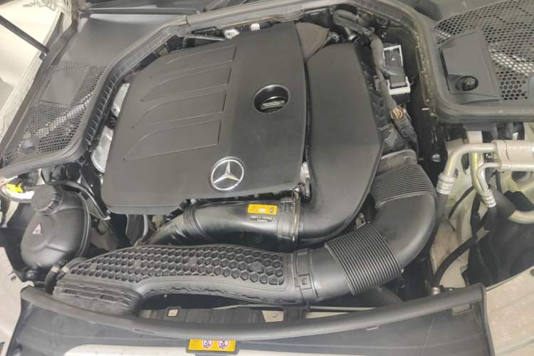 Used Mercedes-Benz C-Class 2021 C 200 L Fashion Edition Sport Version Engine Bay