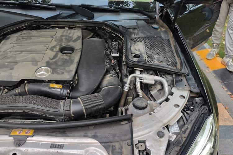 Used Mercedes-Benz C-Class 2021 C 260 L Sport Edition Star Collection Engine Bay Left