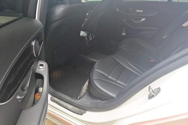 Used Mercedes-Benz C-Class 2021 C 200 L Fashion Edition Sport Version Left Rear Seat