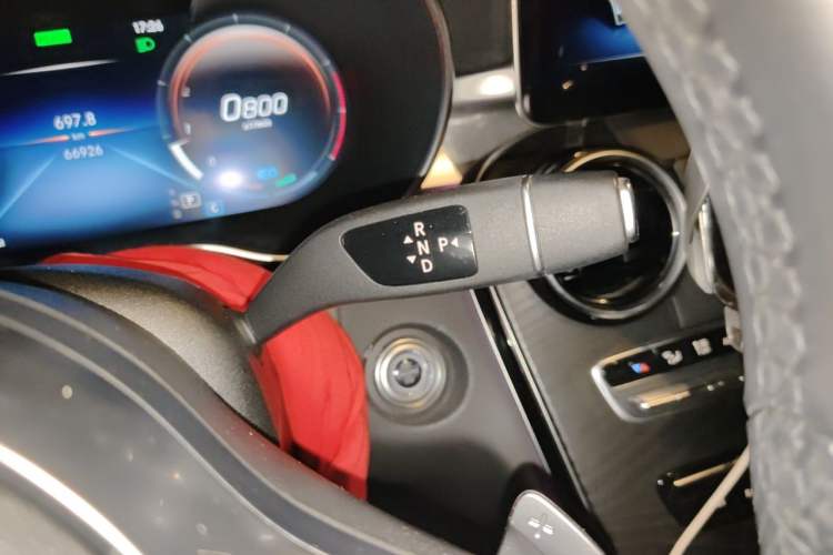 Used Mercedes-Benz C-Class 2021 C 260 L Sport Edition Gear Lever