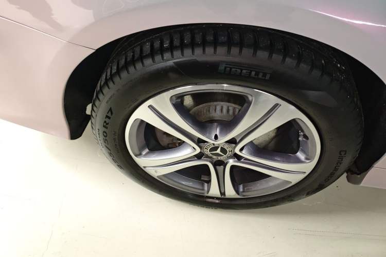 Used Mercedes-Benz C-Class 2021 C 260 L Sport Edition Right Rear Wheel Hub