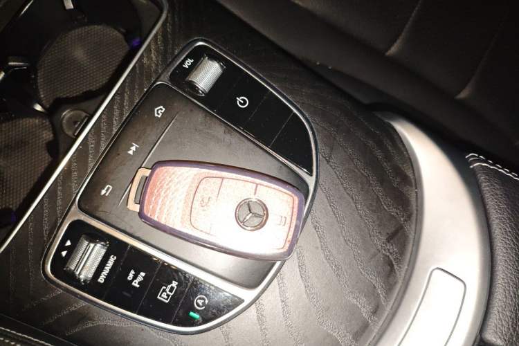 Used Mercedes-Benz C-Class 2021 C 260 L Sport Edition Vehicle Key