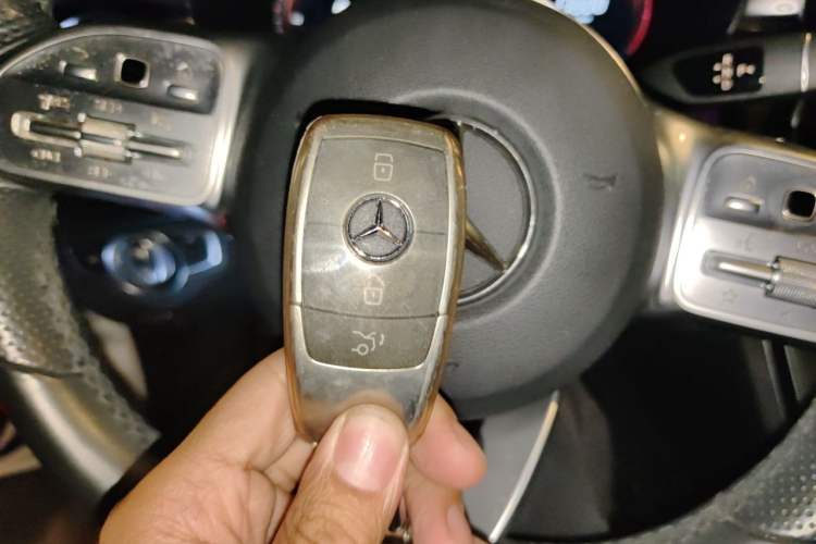 Used Mercedes-Benz C-Class 2021 C 260 L Sport Edition Vehicle Key