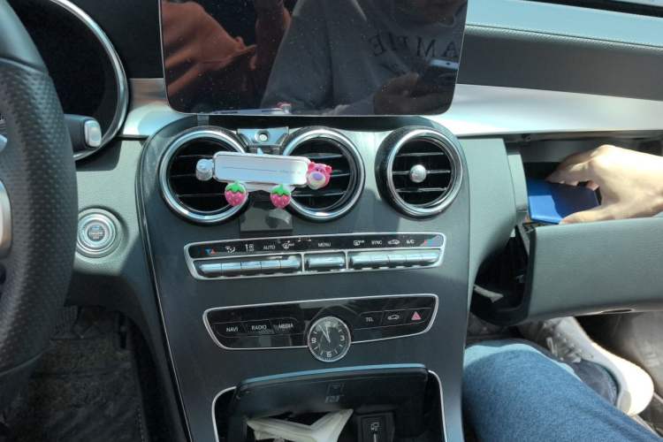 Used Mercedes-Benz C-Class 2021 C 260 L Sport Edition Star Collection Audio And AC Panel
