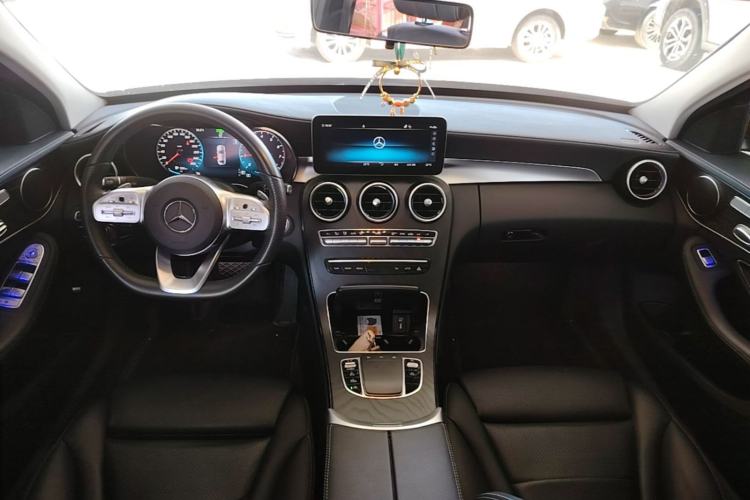 Used Mercedes-Benz C-Class 2021 C 260 L Sport Edition Center Console