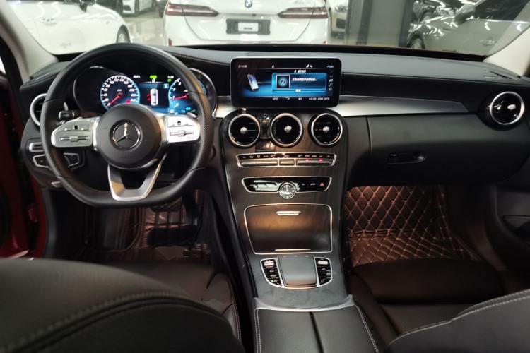Used Mercedes-Benz C-Class 2021 C 260 L Sport Edition Star Collection Center Console