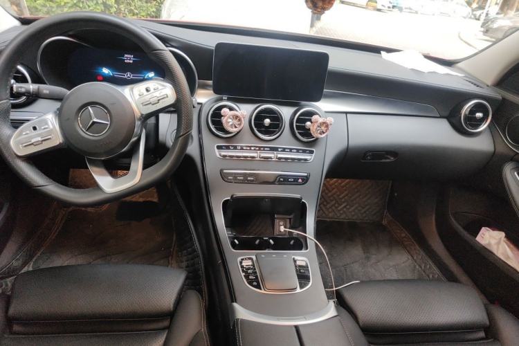 Used Mercedes-Benz C-Class 2021 C 260 L Sport Edition Center Console