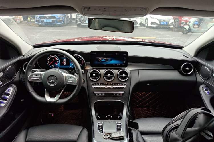 Used Mercedes-Benz C-Class 2021 C 260 L Sport Edition Center Console