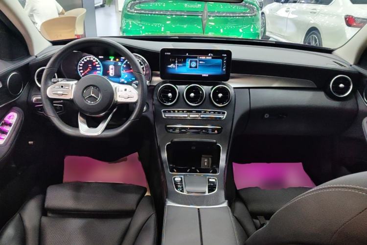 Used Mercedes-Benz C-Class 2021 C 260 L Sport Edition Center Console