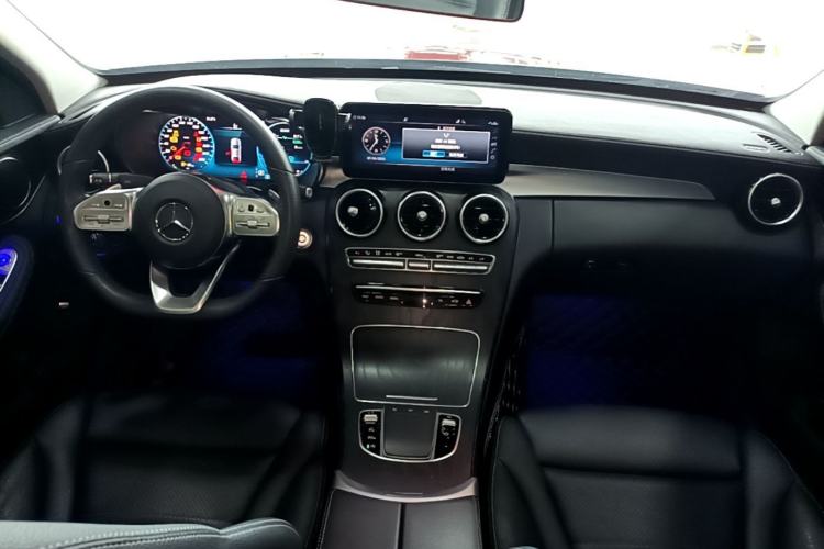 Used Mercedes-Benz C-Class 2021 C 260 L Sport Edition Center Console