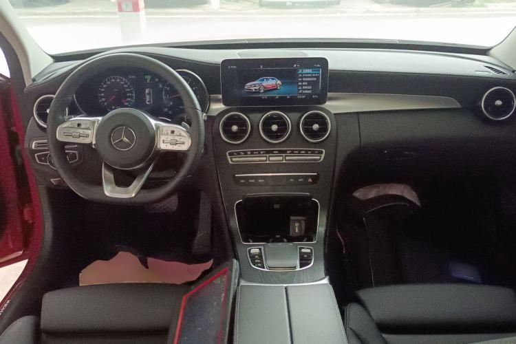 Used Mercedes-Benz C-Class 2021 C 260 L Sport Edition Center Console