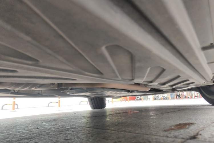 Used Mercedes-Benz C-Class 2021 C 260 L Sport Edition Star Collection Chassis Front Right