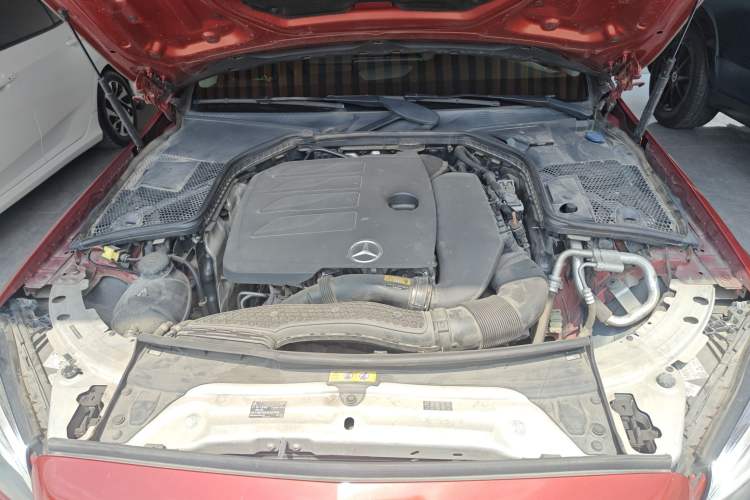 Used Mercedes-Benz C-Class 2021 C 200 L Fashion Edition Sport Version Engine Bay