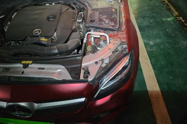 Used Mercedes-Benz C-Class 2021 C 200 L Fashion Edition Sport Version Engine Bay Left