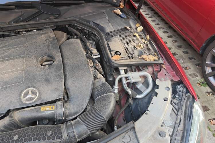 Used Mercedes-Benz C-Class 2021 C 200 L Fashion Edition Sport Version Engine Bay Left