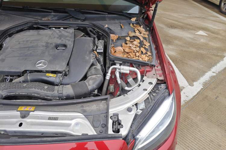 Used Mercedes-Benz C-Class 2021 C 200 L Fashion Edition Sport Version Engine Bay Left