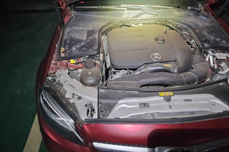 Used Mercedes-Benz C-Class 2021 C 200 L Fashion Edition Sport Version Engine Bay Right