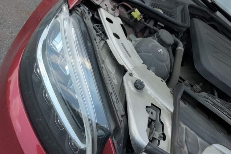 Used Mercedes-Benz C-Class 2021 C 260 L Sport Edition Star Collection Engine Bay Right