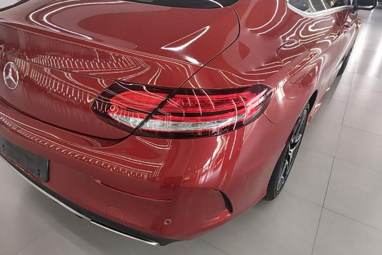 Used Mercedes-Benz C-Class 2021 C 260 Coupe Exterior 3