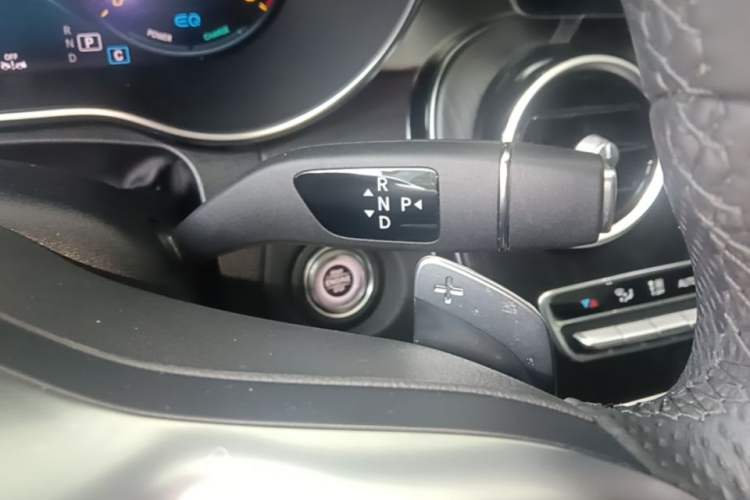 Used Mercedes-Benz C-Class 2021 C 260 L Sport Edition Star Collection Gear Lever
