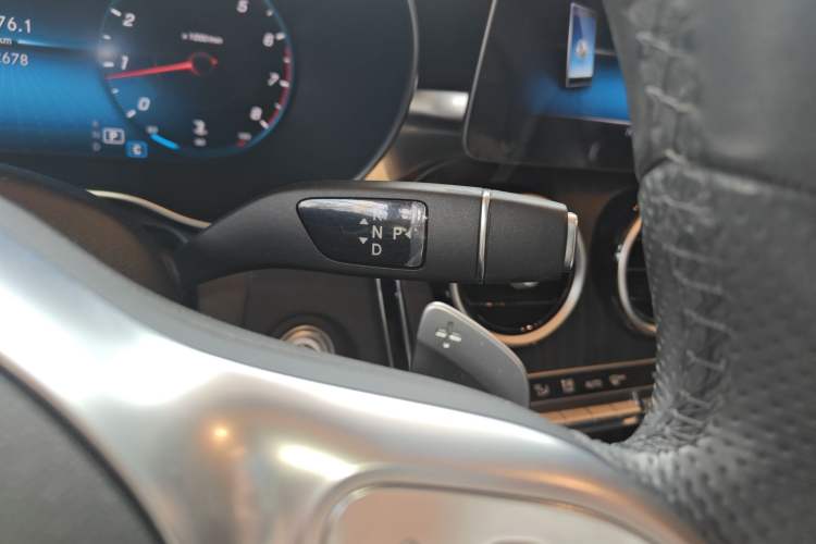 Used Mercedes-Benz C-Class 2021 C 200 L Fashion Edition Sport Version Gear Lever
