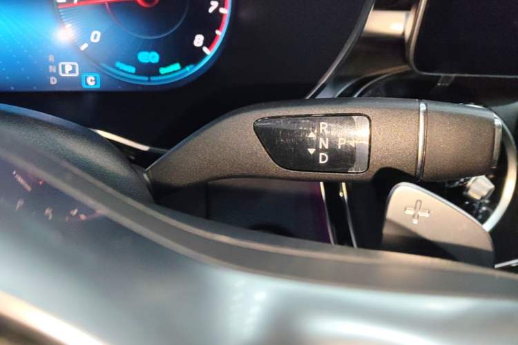 Used Mercedes-Benz C-Class 2021 C 260 L Sport Edition Gear Lever