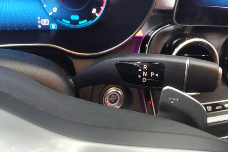 Used Mercedes-Benz C-Class 2021 C 260 L Sport Edition Star Collection Gear Lever