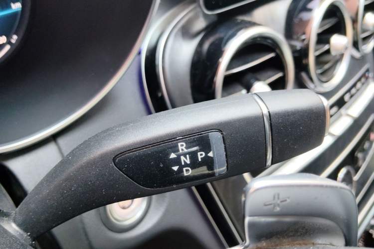 Used Mercedes-Benz C-Class 2021 C 260 L Sport Edition Star Collection Gear Lever