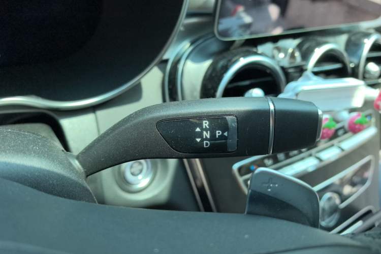 Used Mercedes-Benz C-Class 2021 C 260 L Sport Edition Star Collection Gear Lever