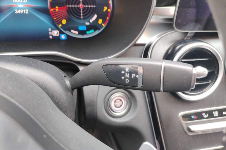 Used Mercedes-Benz C-Class 2021 C 260 L Sport Edition Star Collection Gear Lever