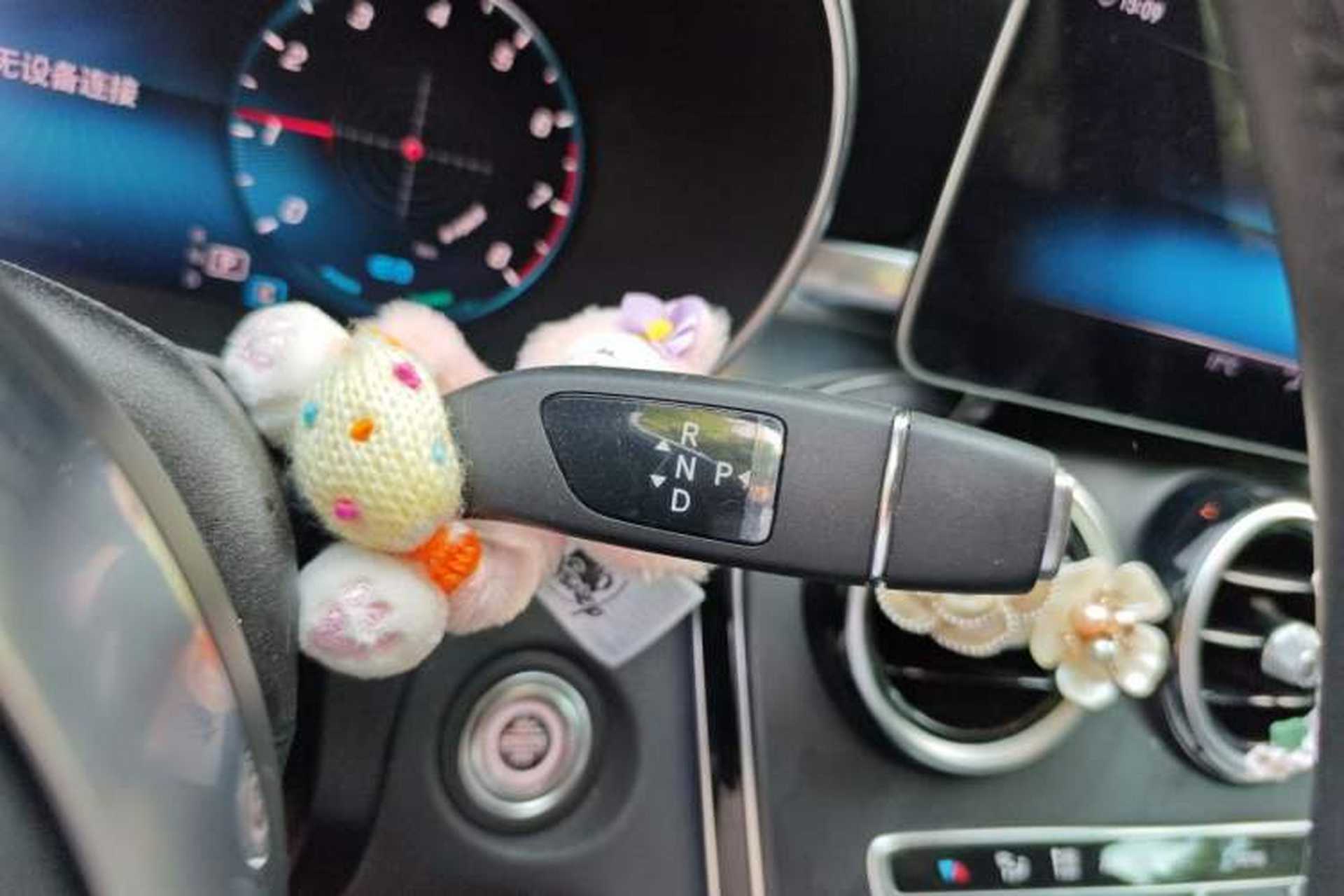 Used Mercedes-Benz C-Class 2021 C 260 L Sport Edition Star Collection Gear Lever