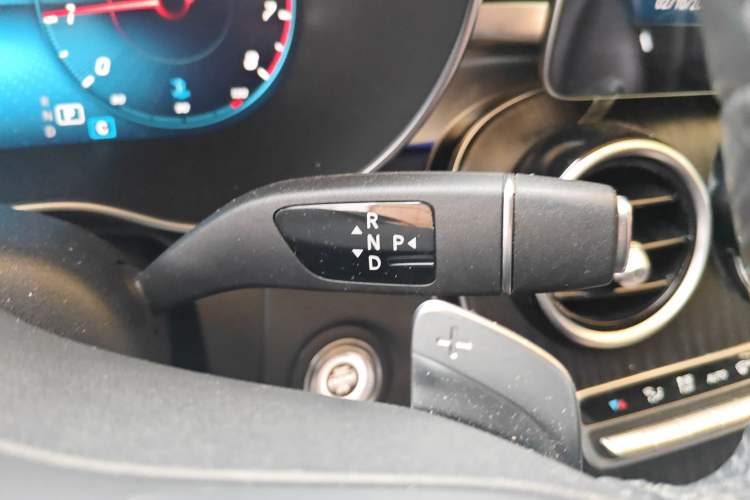 Used Mercedes-Benz C-Class 2021 C 200 L Fashion Edition Sport Version Gear Lever