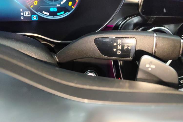 Used Mercedes-Benz C-Class 2021 C 260 L Sport Edition Star Collection Gear Lever