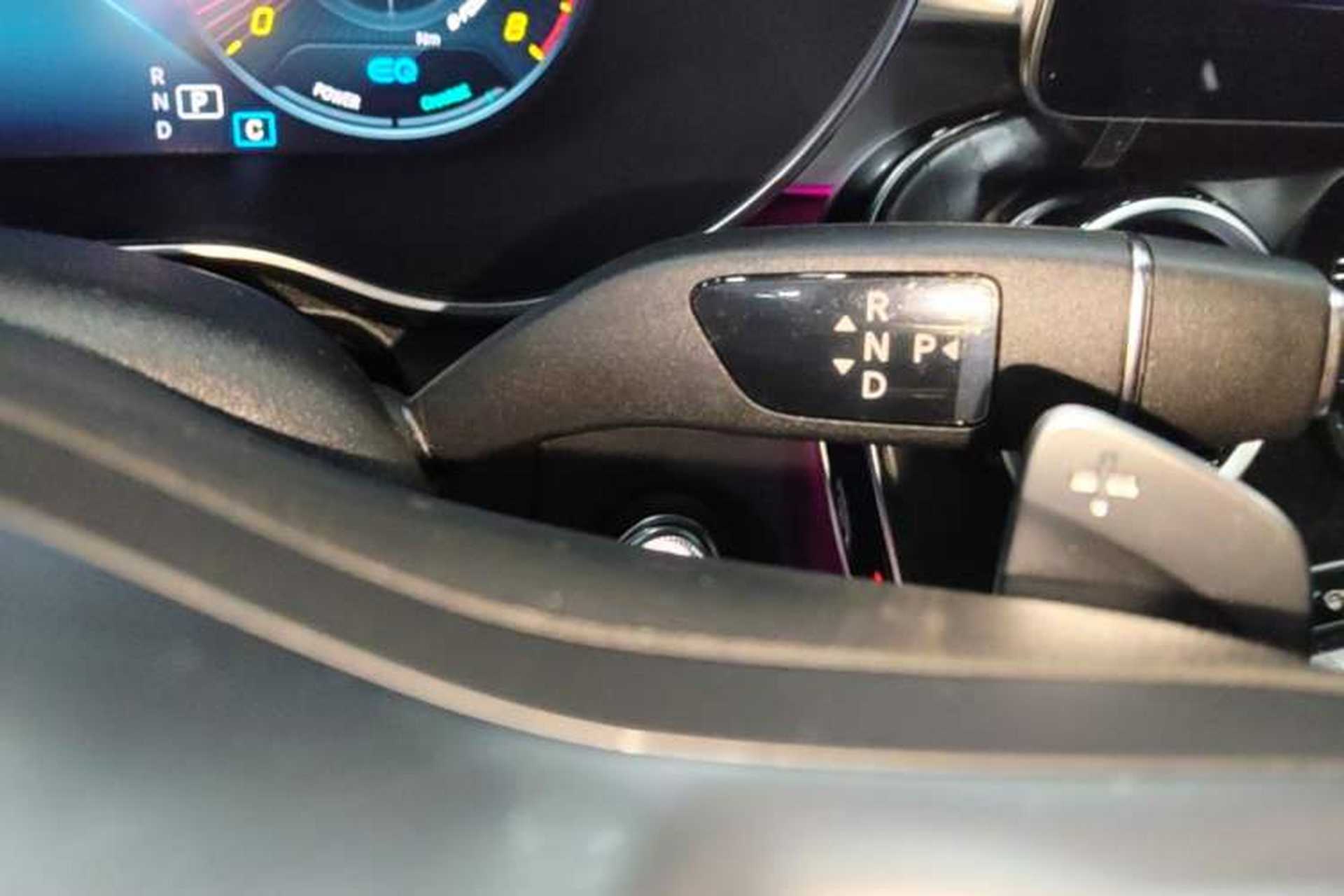 Used Mercedes-Benz C-Class 2021 C 260 L Sport Edition Star Collection Gear Lever