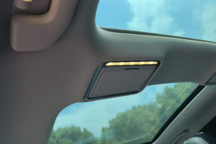 Used Mercedes-Benz C-Class 2021 C 260 L Sport Edition Star Collection Headliner