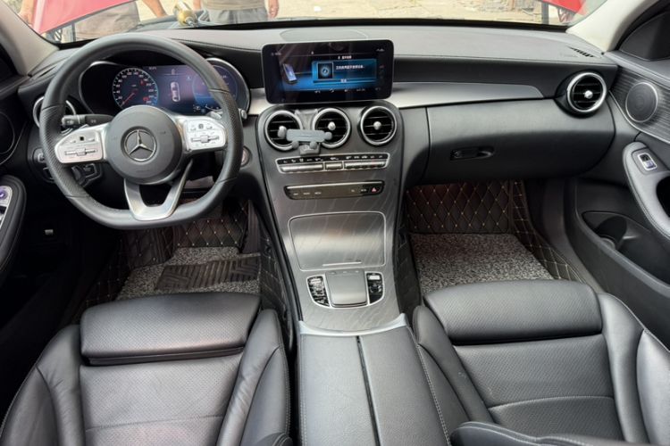 Used Mercedes-Benz C-Class 2021 C 200 L Fashion Edition Sport Version Interior 3