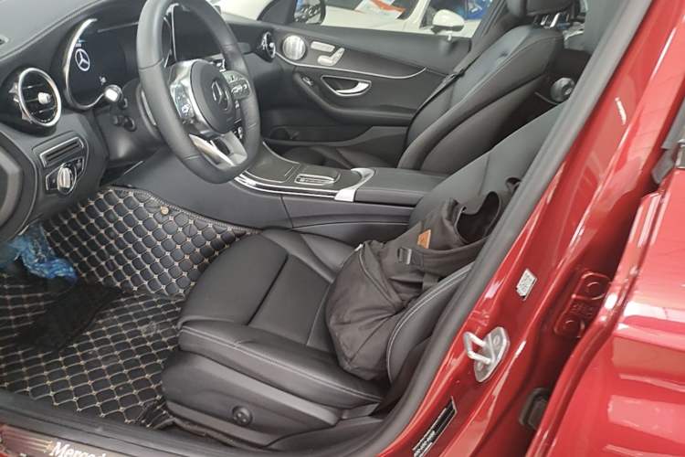 Used Mercedes-Benz C-Class 2021 C 260 L Sport Edition Star Collection Left Front Seat