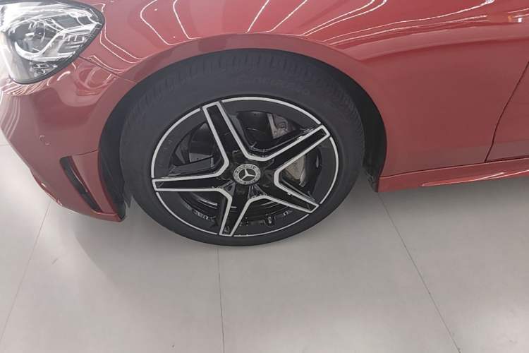 Used Mercedes-Benz C-Class 2021 C 260 Coupe Left Front Wheel Hub