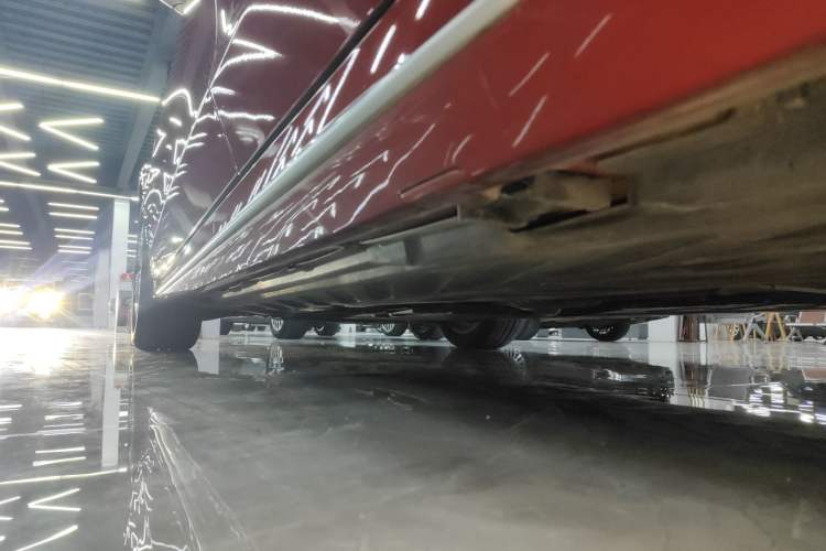Used Mercedes-Benz C-Class 2021 C 200 L Fashion Edition Sport Version Left Side Sill