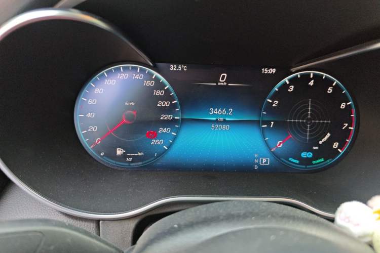 Used Mercedes-Benz C-Class 2021 C 260 L Sport Edition Star Collection Odometer Close Up