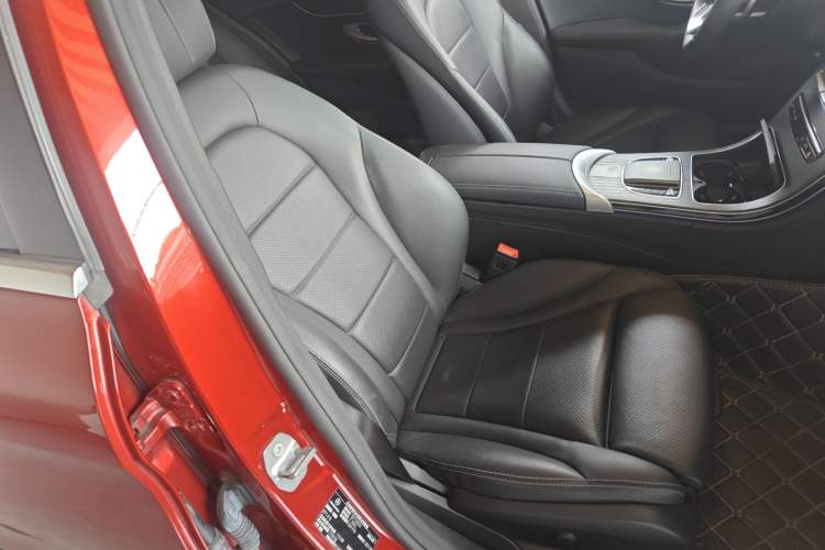 Used Mercedes-Benz C-Class 2021 C 200 L Fashion Edition Sport Version Right Front Seat