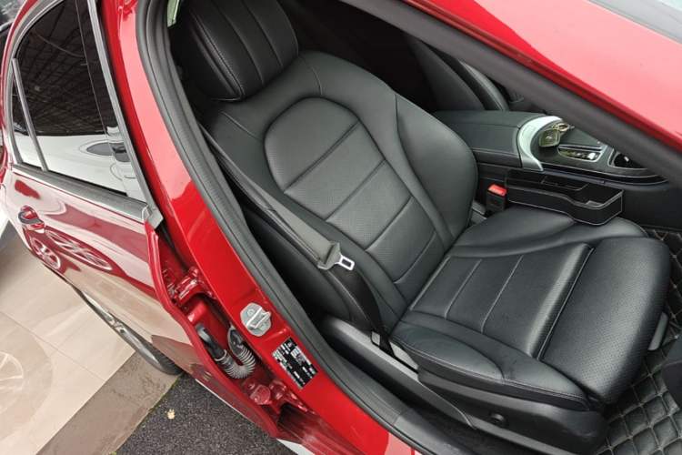 Used Mercedes-Benz C-Class 2021 C 260 L Sport Edition Right Front Seat