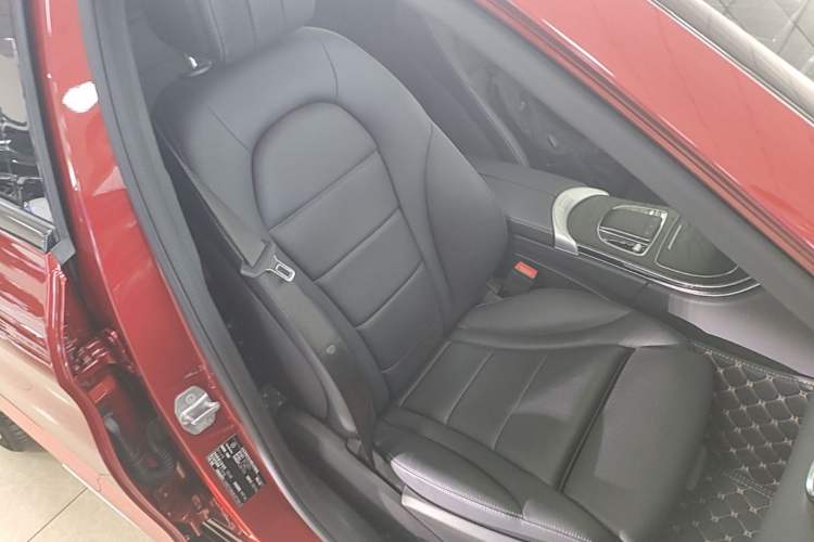 Used Mercedes-Benz C-Class 2021 C 260 L Sport Edition Star Collection Right Front Seat