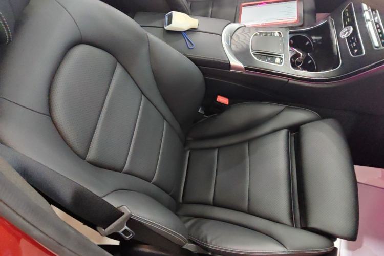 Used Mercedes-Benz C-Class 2021 C 260 L Sport Edition Star Collection Right Front Seat
