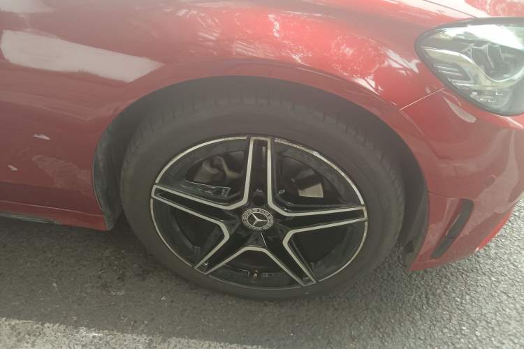 Used Mercedes-Benz C-Class 2021 C 260 Star Edition Right Front Wheel Hub