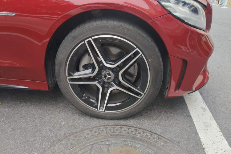 Used Mercedes-Benz C-Class 2021 C 260 Star Edition Right Front Wheel Hub