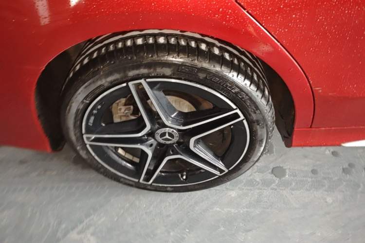 Used Mercedes-Benz C-Class 2021 C 260 L Sport Edition Star Collection Right Rear Wheel Hub