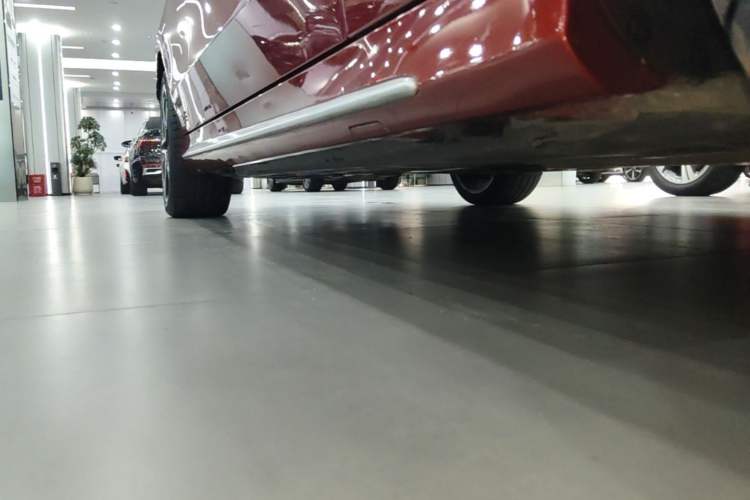 Used Mercedes-Benz C-Class 2021 C 260 L Sport Edition Star Collection Right Side Sill