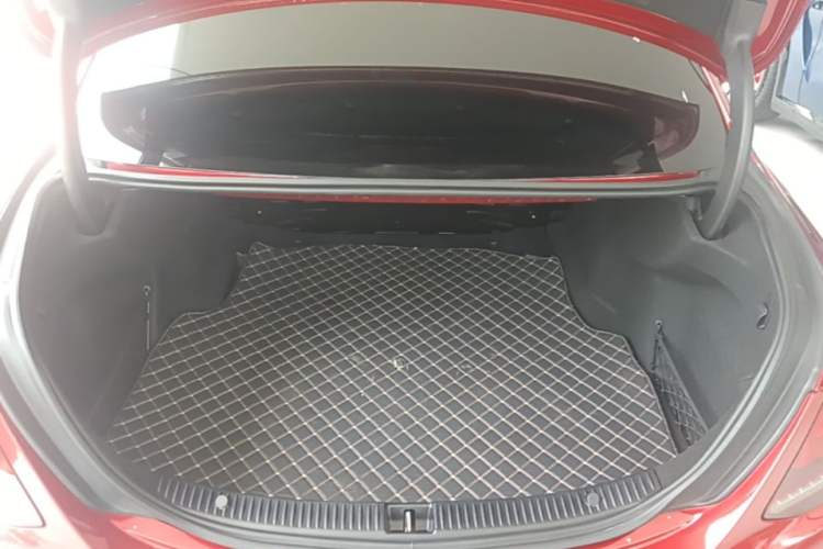 Used Mercedes-Benz C-Class 2021 C 260 L Sport Edition Star Collection Trunk
